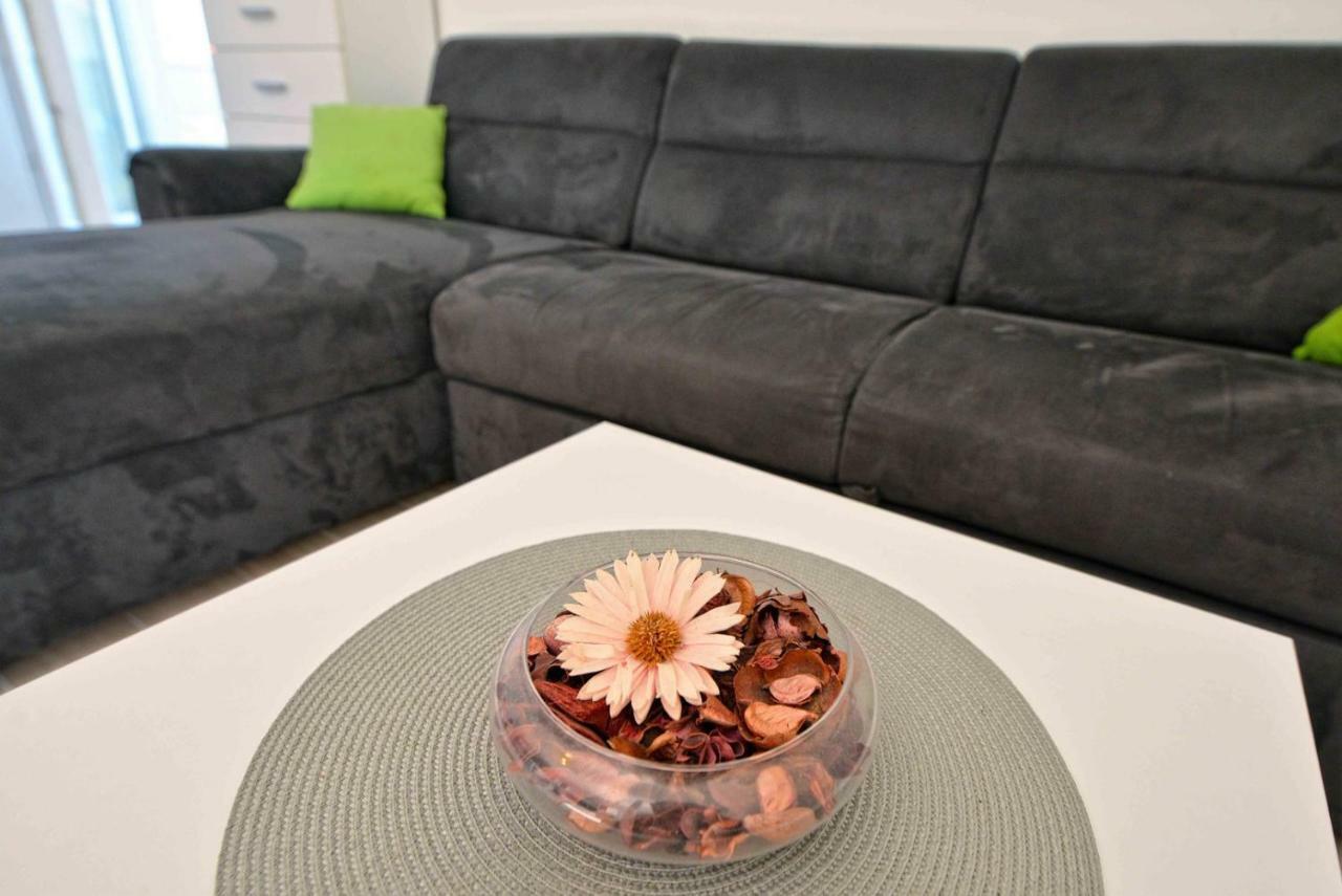 Apartment Kristina Murter Eksteriør billede